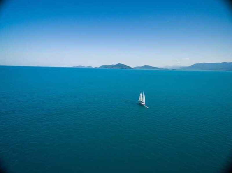 Cairns: Green Island & Great Barrier Reef Sailing Tour - An In-Depth Look at the Tour Experience