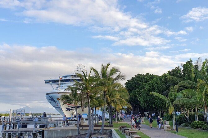 Cairns Sunset Cruise with Indigenous Culture and Canapes - The Group Size and Logistics