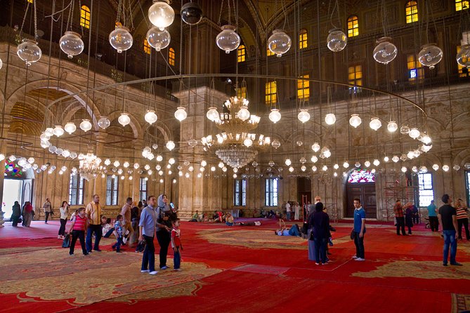 Cairo Day Tour to Egyptian Museum Citadel and Khan Khalili Bazaar - Accessibility Information