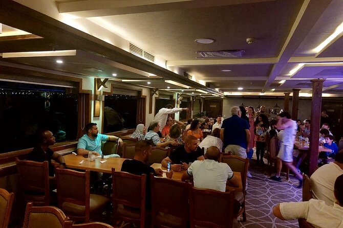 Cairo Dinner Cruise in Nile River With Belly Dancer Show - Dinner Menu and Cuisine