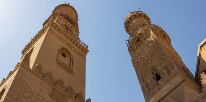 Cairo: Egyptian Museum, Citadel, and Old Cairo Guided Tour - What to Bring