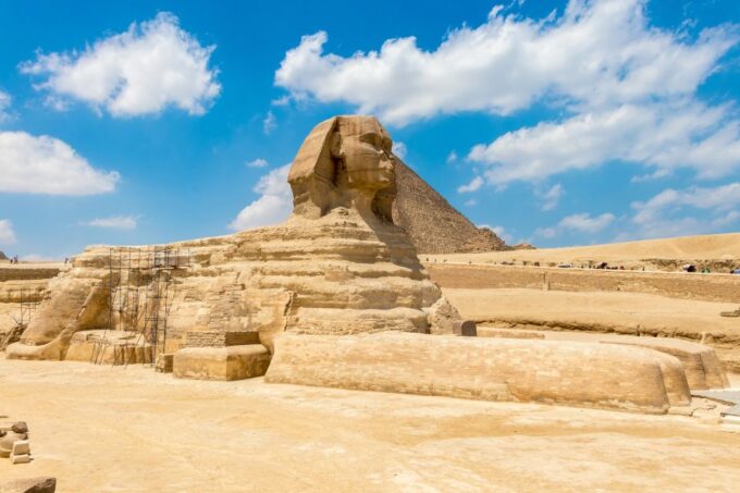 Cairo: Female-Guided Pyramids, Bazaar, and Museum Tour - Tips for Tour Participants