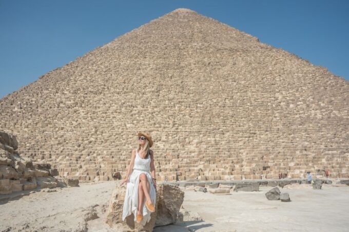 Cairo: Female-Guided Pyramids, Bazaar, and Museum Tour - Booking Information