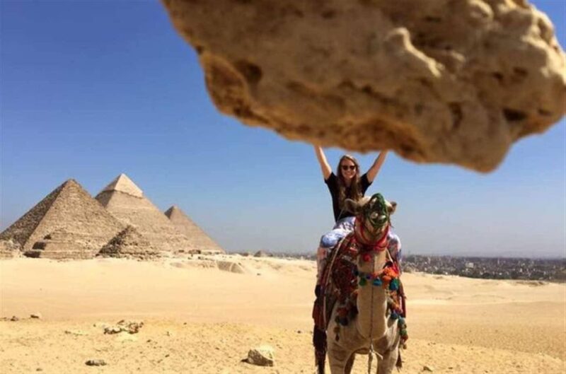 Cairo: Great Pyramids Of Giza From Alexandria Port - Guided Experience
