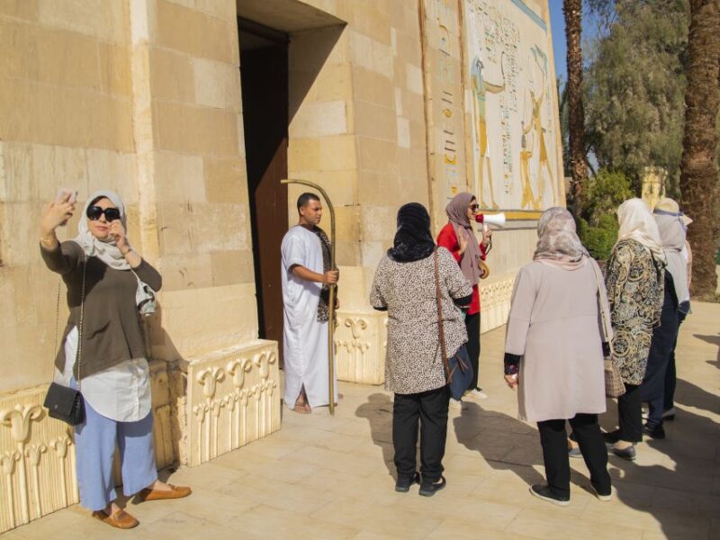 Cairo: Private Pharaonic Village Tour With Tansfer and Lunch - Good To Know