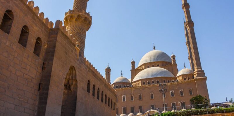 Cairo: Tour of Azhar Masjid and Cairo Islamic Sites - Role of the Egyptologist Guide
