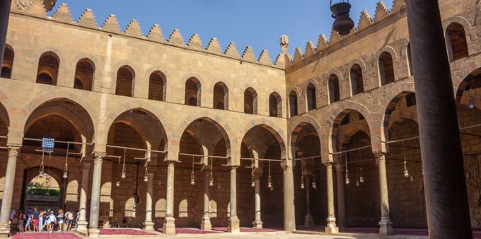 Cairo: Tour of Azhar Masjid and Cairo Islamic Sites - What to Bring on the Tour