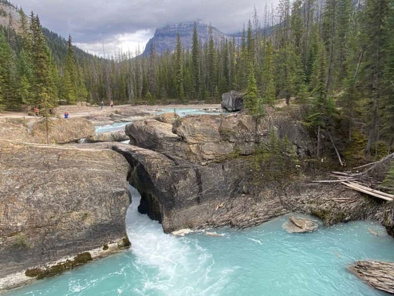 Calgary/Canmore/Banff Lake Louise Emerald Lake Marble Canyon - Key Points