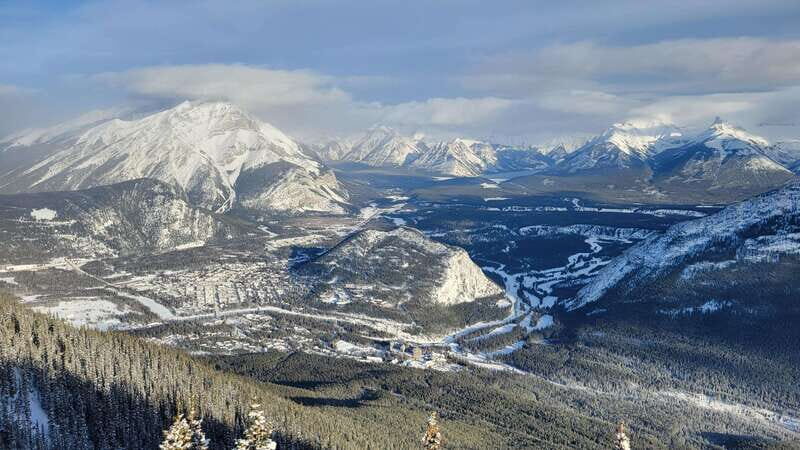 Calgary: Canmore, Banff, Lake Louise - Gondola Included - Key Points