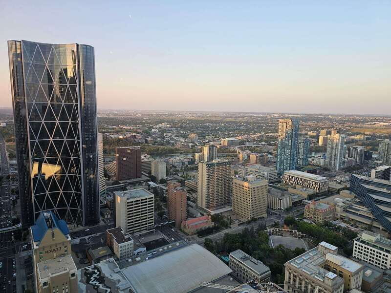 Calgary City Tour & Yamnuska Wolfdog Sanctuary Private Tour - FAQ