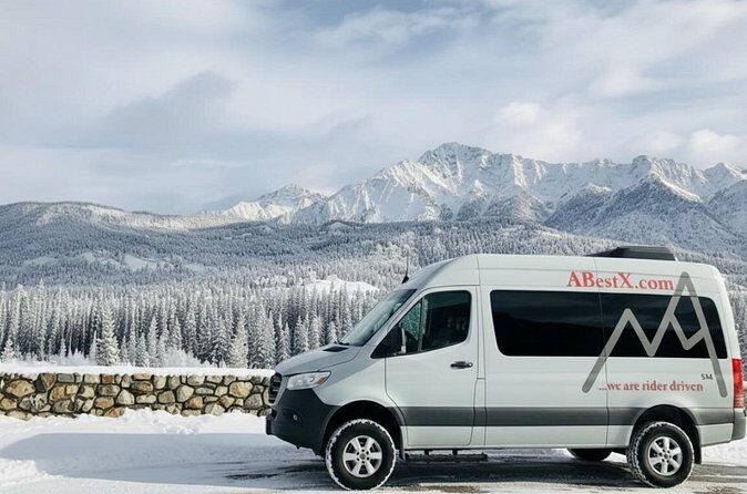 Calgary Downtown Hotels to YYC Airport Private Transfer - Who Should Consider This Service?