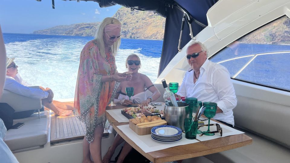 Calheta: Private Charter – Aestus Luxury Boat - Private Luxury Boat Experience