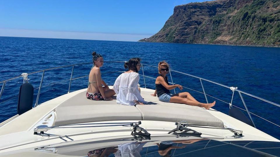 Calheta: Private Charter – Aestus Luxury Boat - Meeting Point at Calheta