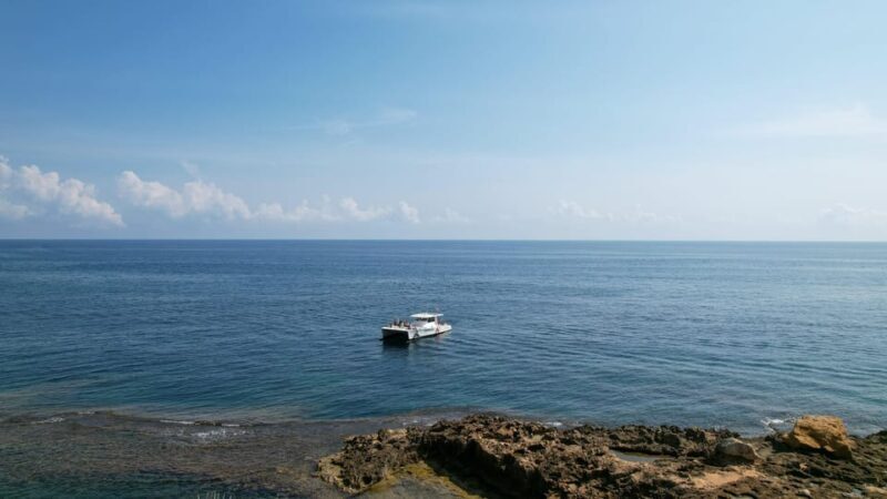 Calpe: Motor catamaran with optional lunch and swimming stop - Authenticity and Traveler Experiences