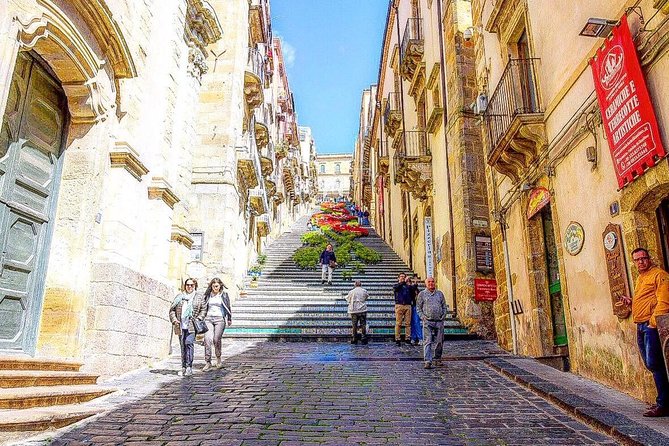 Caltagirone Day Tour – Private Experience - Savoring Sicilian Culinary Delights