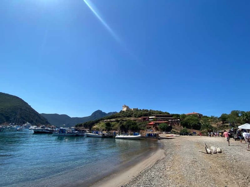Calvi: Guided motorboat tour of Scandola and Girolata - An in-depth look at the tour experience