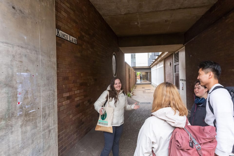 Cambridge: Cambridge and Colonialism Tour - An Introduction to the Tour Experience