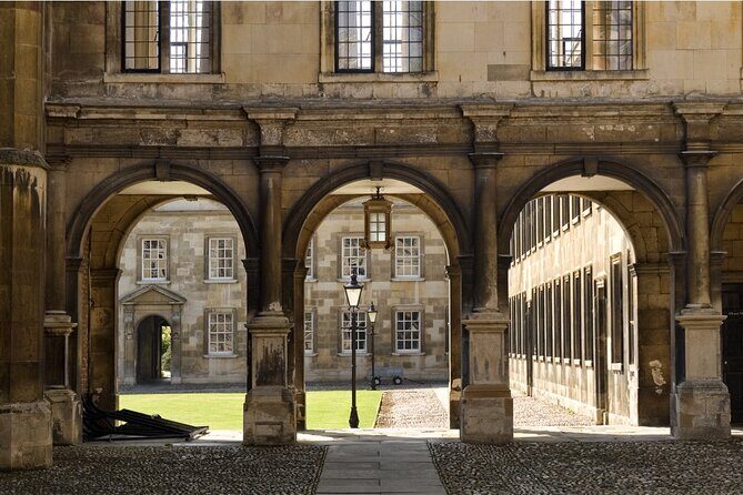 Cambridge Famous Alumni Quest Experience - Each Stop: What to Expect