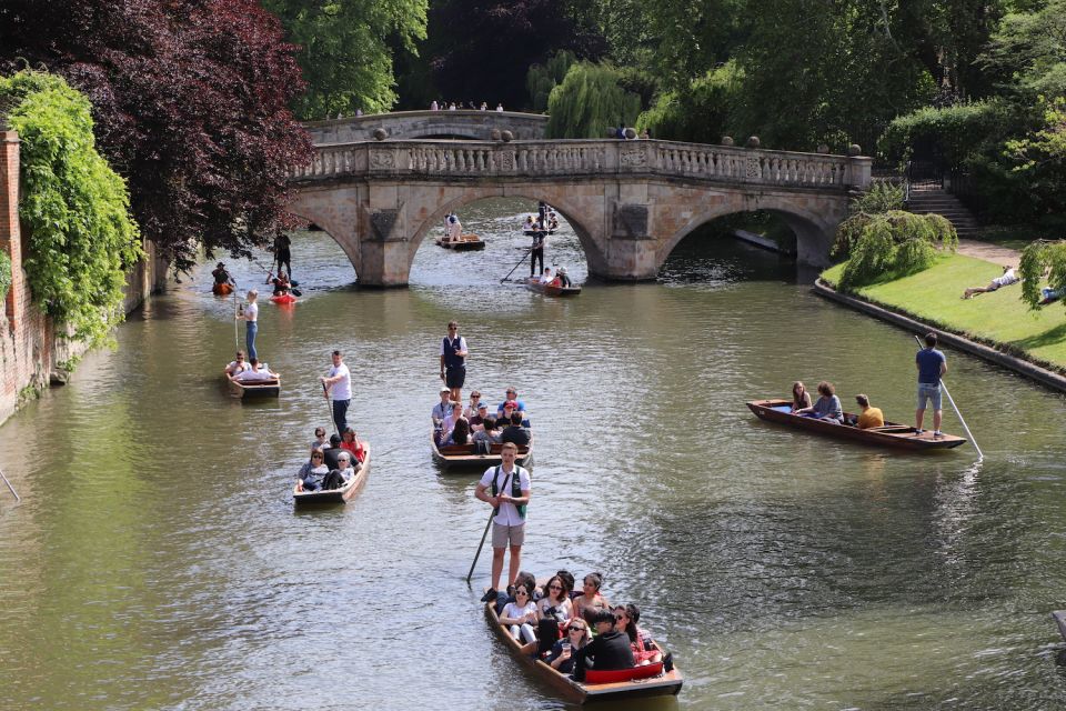 Cambridge: Private Chauffeured Punting Tour - Experience Highlights