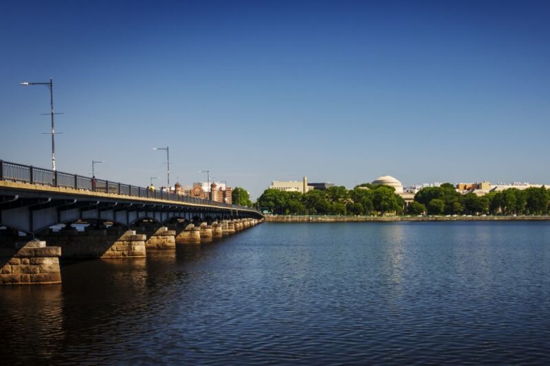 Cambridge: Self-Guided GPS Driving Audio Tour - Tour Details