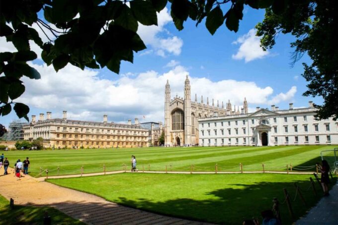 Cambridge: University Alumni Tour With Kings College Option - Important Notes