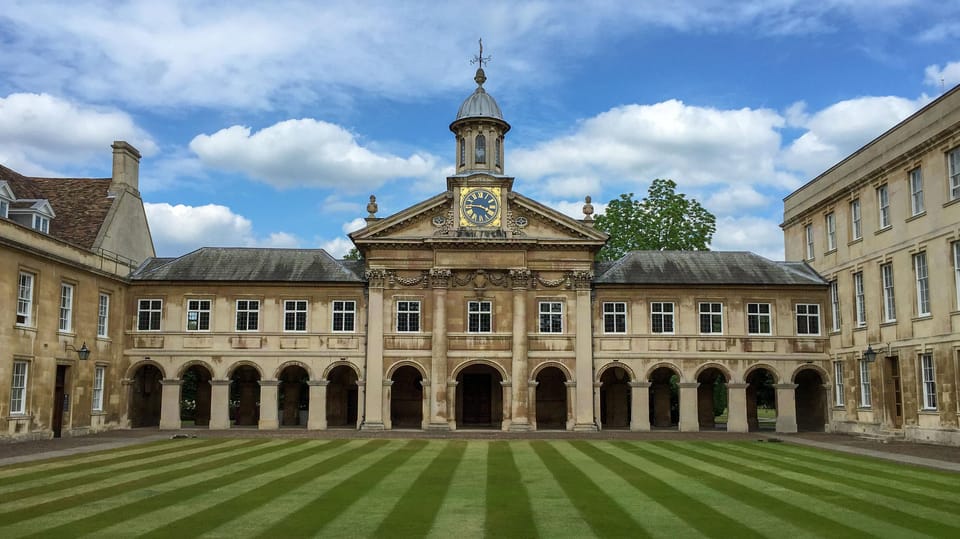Cambridge: University Walking Tour - The Appeal of the Guided Storytelling