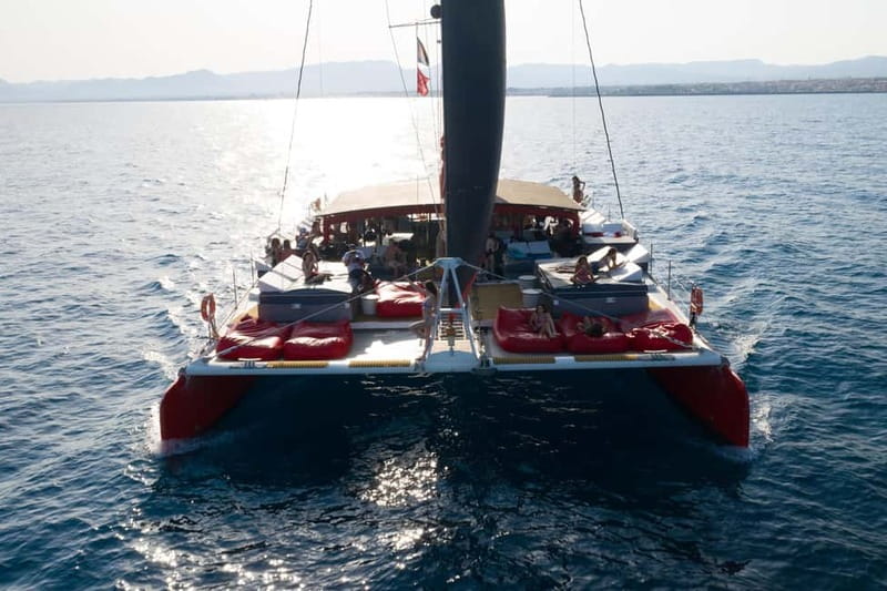 Cambrils/Salou: Coastline Catamaran 3h with drinks ,bed - The Itinerary and What It Means for You