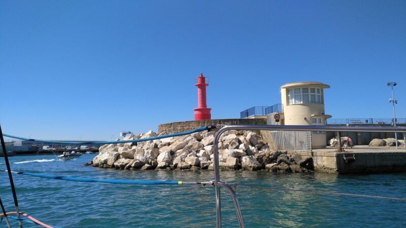 Cambrils/Salou: Coastline Catamaran 3h with drinks ,bed - The Sum Up