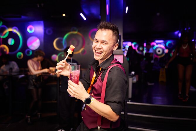 Camden Pub Crawl in London - Professional Photographer Captures Moments