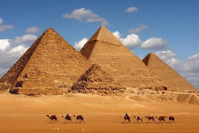 Camel Ride Around the Pyramids During Sunrise or Sunset - What to Expect on Your Ride