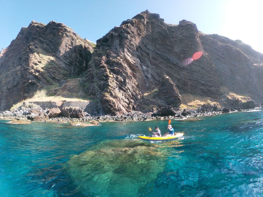 Camera De Lobos: Private Guided Kayaking Tour in Madeira - Experience Diving and Snorkeling