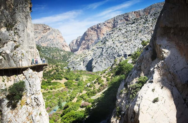 Caminito del Rey: Bus Trip from Malaga Premium Tour with Official Tour Guide - Final Thoughts: Is This Tour Right for You?