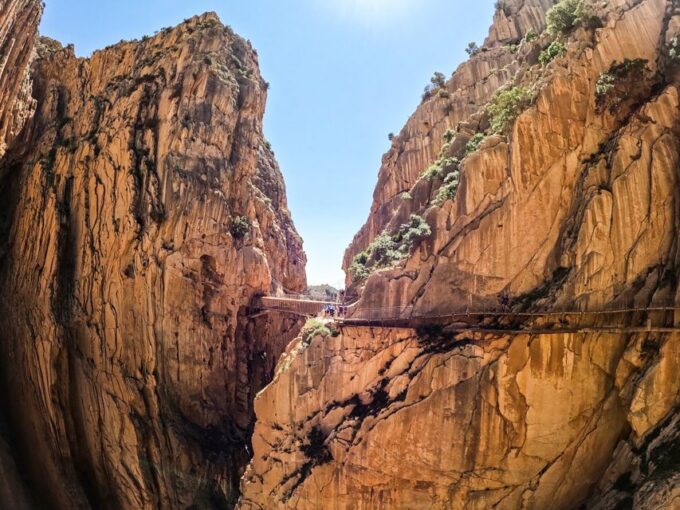 Caminito Del Rey: Entry Ticket and Guided Tour - Walkway History and Construction