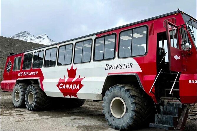 Can/Banff :Columbia Icefield, Crowfoot Glacier and Bow Lake, Tour - Who Should Consider This Tour?