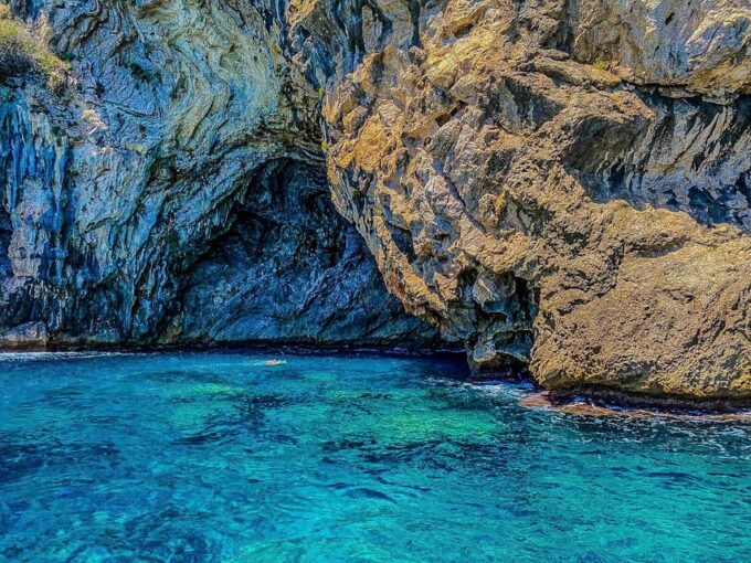 Can Picafort: Private Boattrip - Snorkeling-Beach- Caves - Frequently Asked Questions