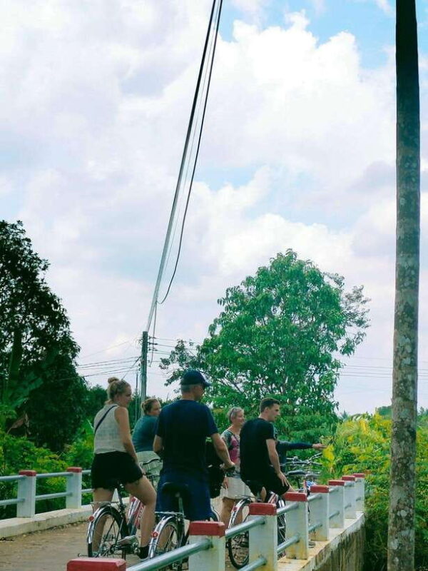 Can Tho: Rural Vietnam Biking Tour With Local Delights - Immerse Yourself in Local Village Life