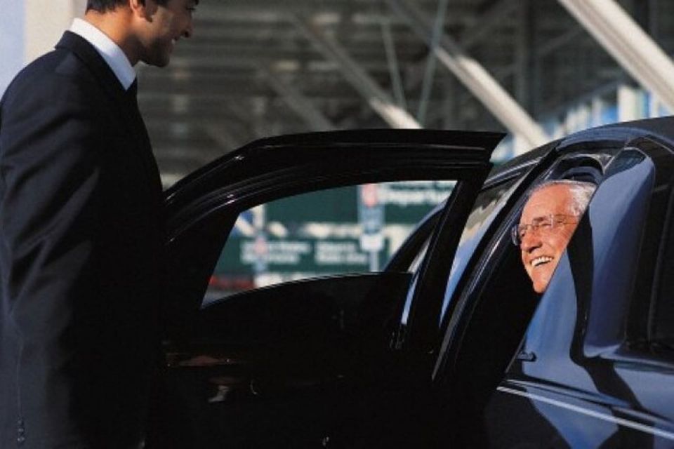 Canada Place Cruise Ship Terminal to Vancouver Airport YVR - Key Points