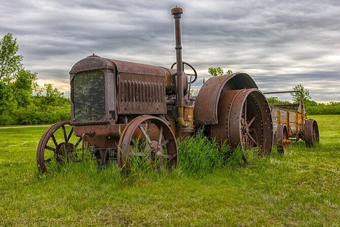 Canadian Badlands | Drumheller | Travel Back In Time in Jeep - An In-Depth Look at the Experience