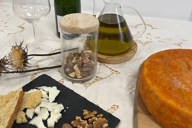 Canarian cheese tasting - Canarian cheese tasting: A flavorful journey into the islands’ dairy traditions