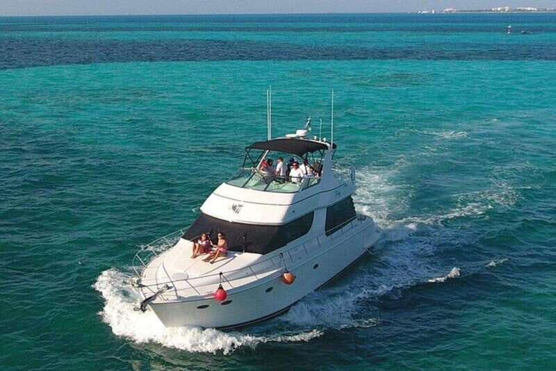 Cancun: 4-hour 55ft Luxury Yacht Rental with Food and Drinks - The Sum Up