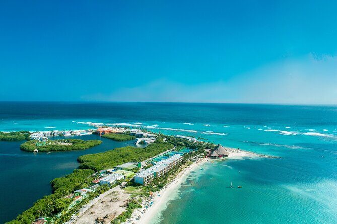 Cancun Airport and Club Med Cancún Private Shuttle - Key Points