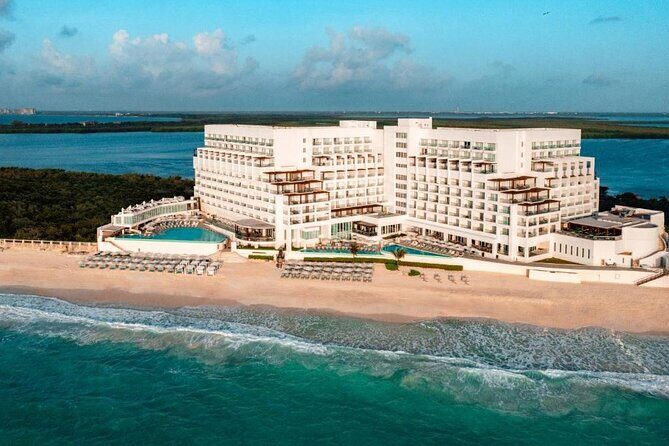 Cancun Airport and Sun Palace Cancun Private Shuttle - Key Points