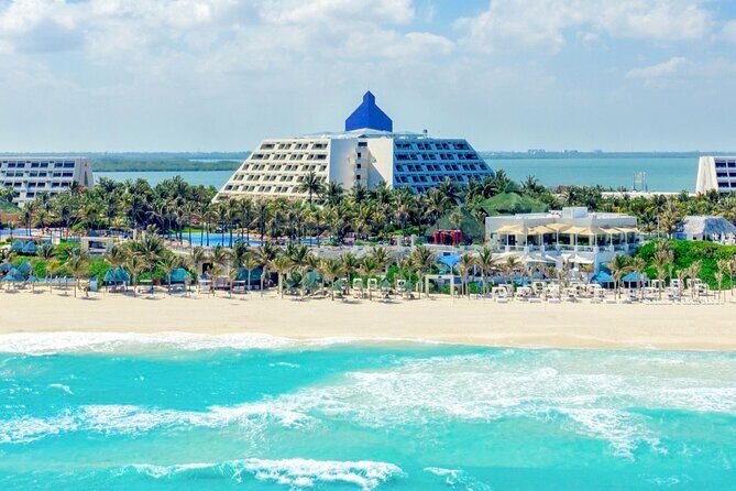 Cancun Airport and The Pyramid at Grand Oasis Private Shuttle - Cancun Airport and The Pyramid at Grand Oasis Private Shuttle: A Travel Review