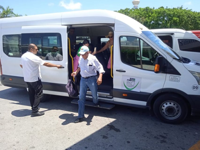Cancun Airport: One-Way or Round Trip Airport Transfer - Pickup Logistics