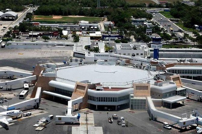 Cancun Airport SUV Service - Who Should Book This?