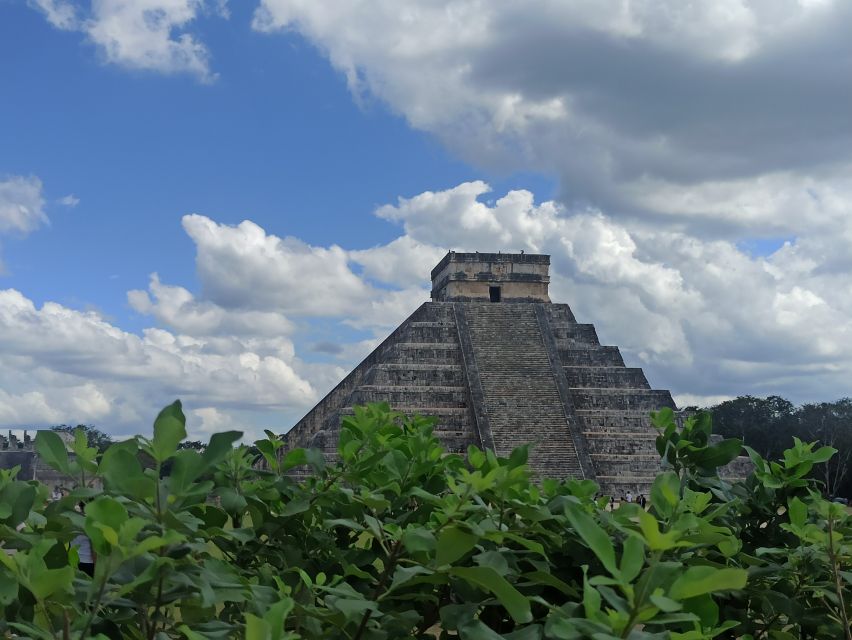 Cancun: Chichen Itza & Cenote Tour With Entry Fees and Lunch - Lunch Provided