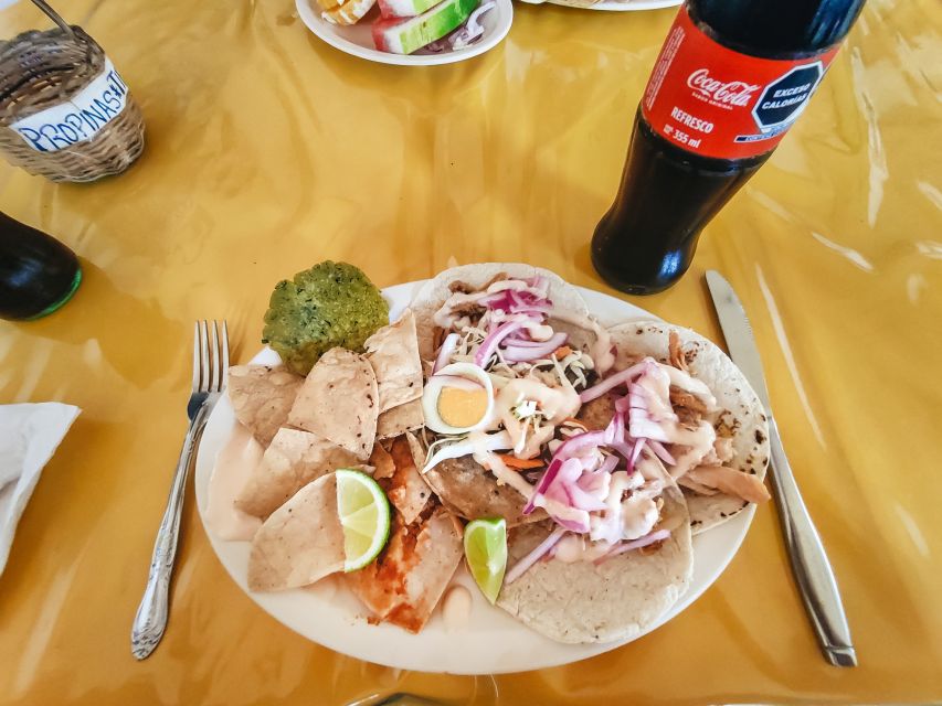Cancun: Chichen Itza, Cenote & Valladolid Tour With Lunch - Diving Into Cenote Chichikan