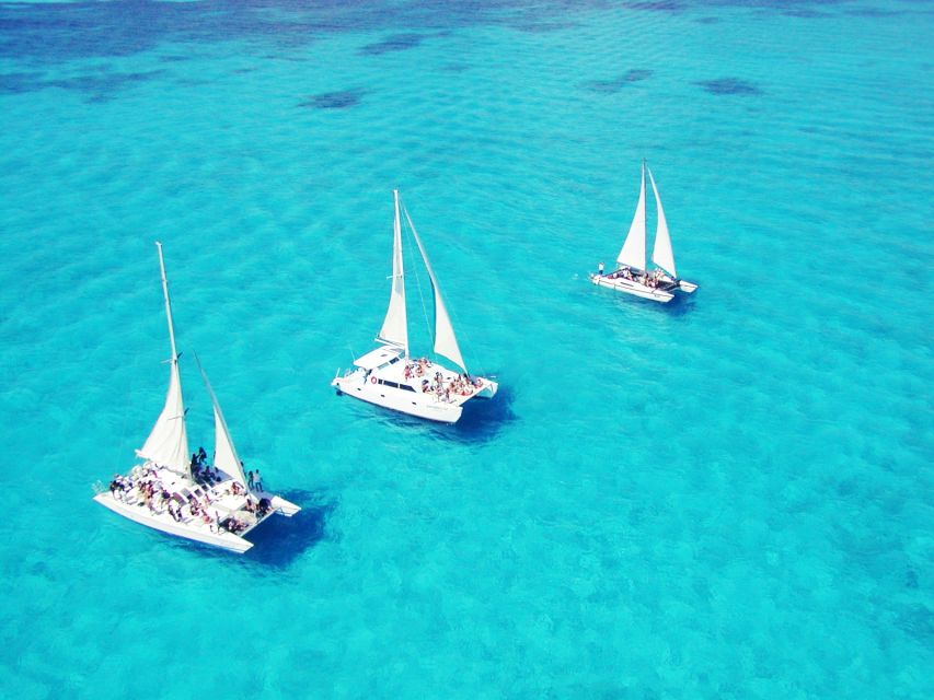 Cancun: Chichen Itza Early Access & Isla Mujeres Catamaran - Additional Costs and Fees