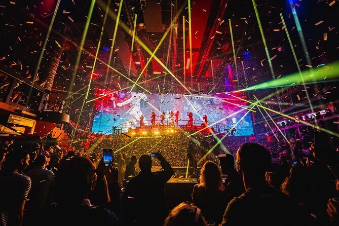 Cancun Coco Bongo Show Bar & Disco - Introduction