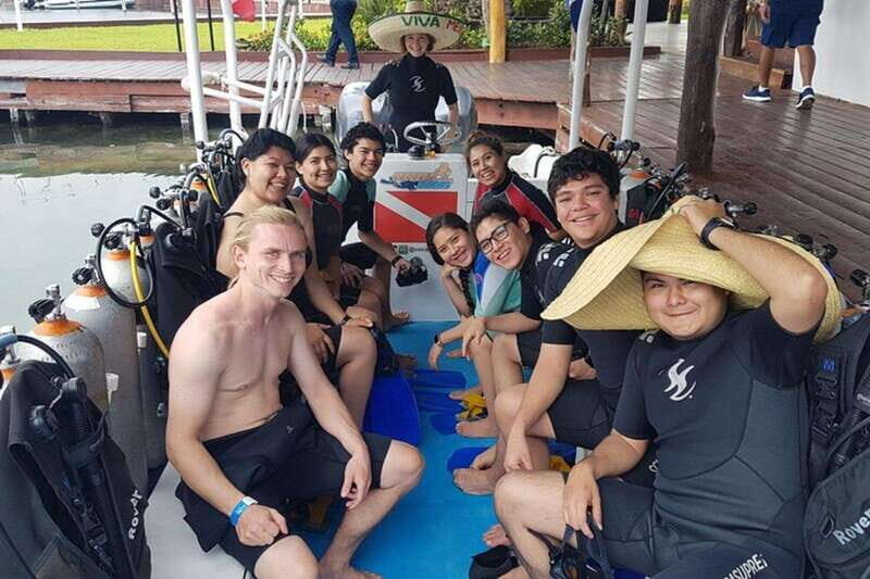 Cancun: Dive Underwater Museum & Manchones Reef - Authenticity and Experience